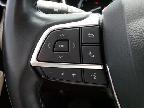 Certified 2021 Toyota Highlander XLE AWD/4WD image 27