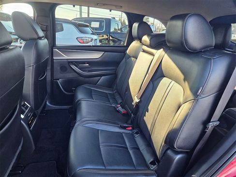 Used 2024 MAZDA CX-90 3.3 Turbo w/ Preferred Plus image 30