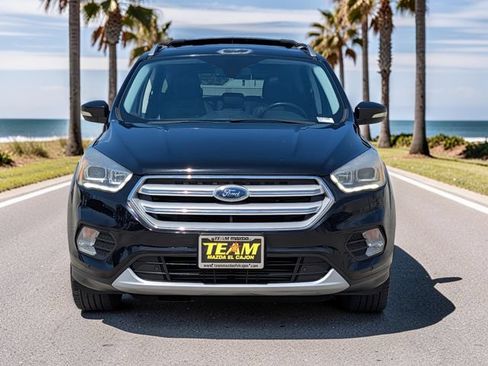 Used 2018 Ford Escape Titanium AWD/4WD image 3