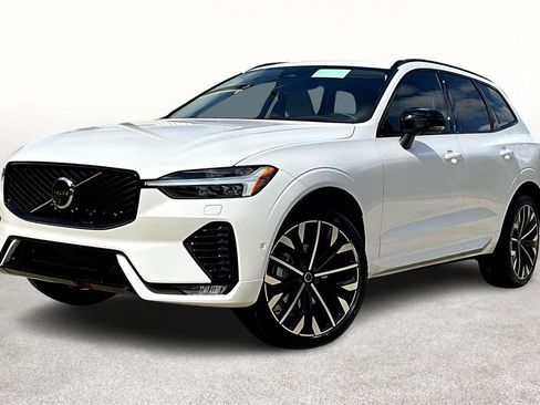 Used 2026 Volvo XC60 B5 Ultra w/ Protection Package Premier image 2