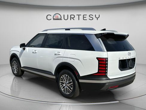 New 2026 Hyundai Palisade SEL FWD image 3