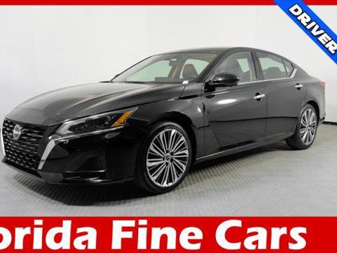 Used 2023 Nissan Altima 2.5 SL image 1