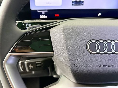New 2026 Audi Q3 quattro 2.0T AWD/4WD image 10