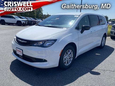 New 2026 Chrysler Voyager LX image 1