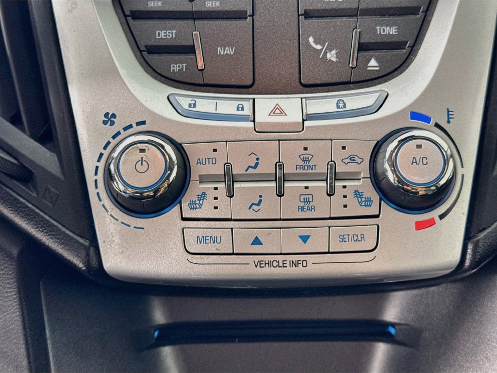 Used 2015 Chevrolet Equinox LTZ FWD image 18