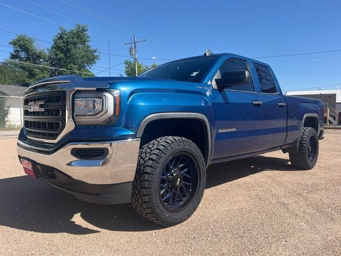 Used 2017 GMC Sierra 1500 4x4 Double Cab w/ Sierra Convenience Package image 3