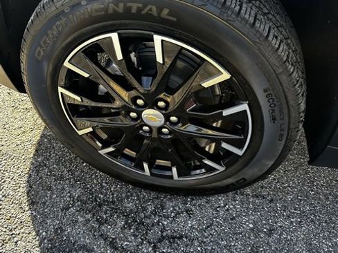 New 2026 Chevrolet Traverse LT w/ Sun and Wheel Package image 12