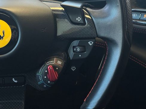 Used 2018 Ferrari GTC4Lusso T image 16