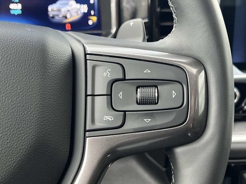 Used 2025 Chevrolet Silverado 1500 High Country w/ High Country Premium Package AWD/4WD image 27