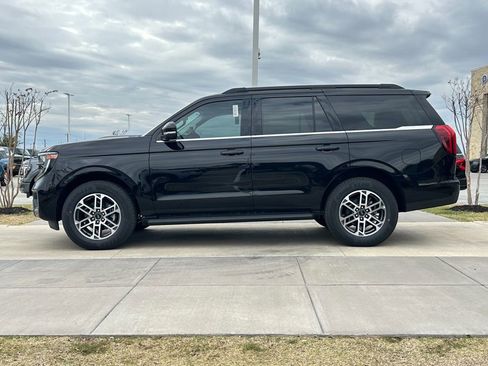 New 2025 Ford Expedition Active image 65