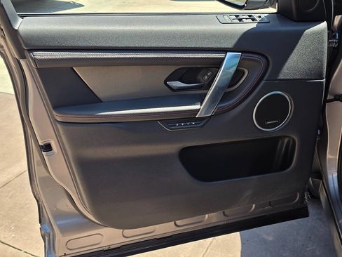 Used 2020 Land Rover Discovery Sport S R-Dynamic AWD/4WD image 27