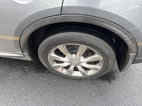 Used 2017 INFINITI QX50 2WD w/ Premium Plus Package image 10