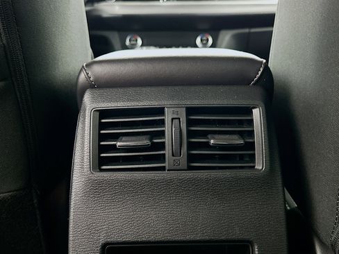 Used 2025 Mitsubishi Outlander ES FWD image 27