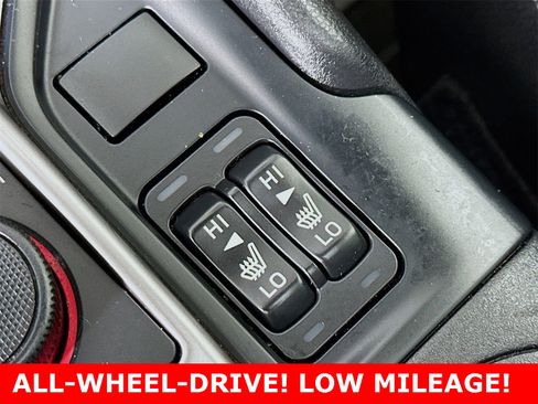 Used 2020 Subaru Forester Premium image 21