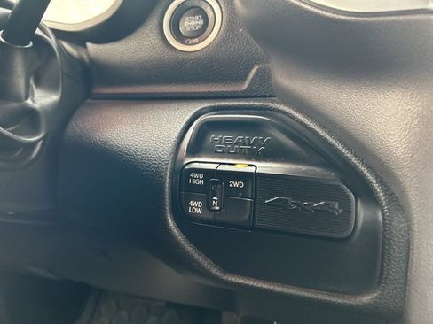 Used 2021 RAM 2500 Big Horn image 26