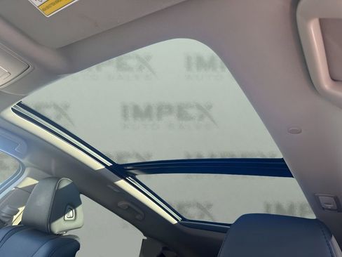 Used 2025 Acura MDX FWD image 12