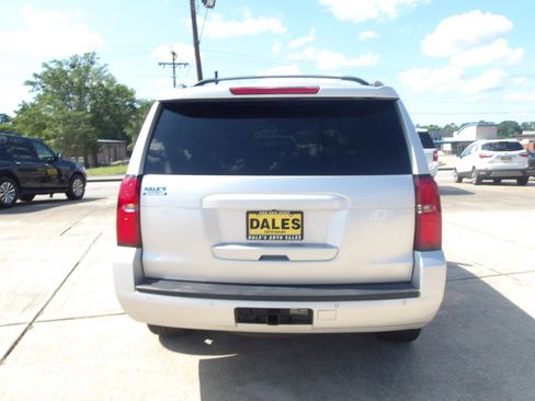 Used 2017 Chevrolet Tahoe LT RWD image 12