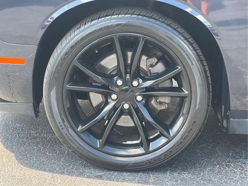 Used 2016 Dodge Challenger SXT Plus RWD image 26