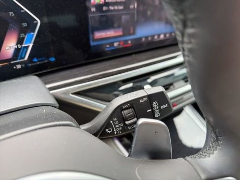 Used 2026 BMW X5 xDrive50e w/ Executive Package image 53