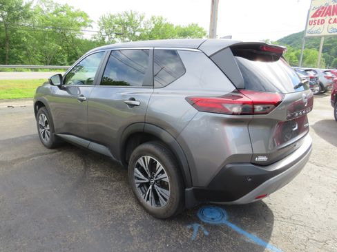 Used 2023 Nissan Rogue SV AWD/4WD image 5