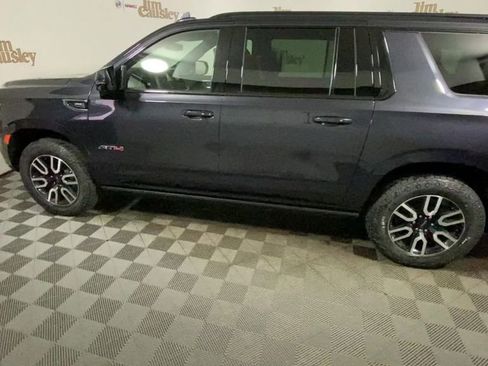 Used 2023 GMC Yukon XL AT4 w/ AT4 Premium Plus Package image 6