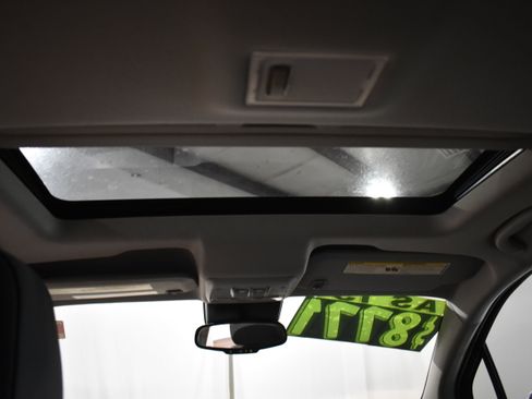 Used 2020 Chevrolet Trax LT w/ Sun & Sound Package image 29