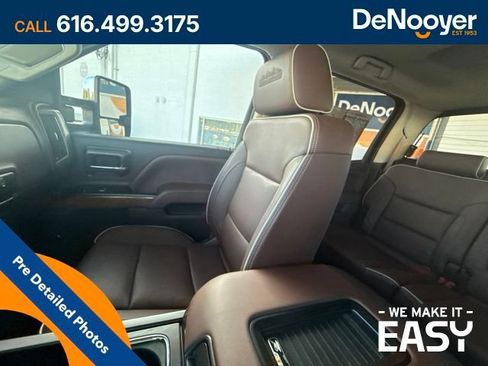 Used 2017 Chevrolet Silverado 2500 High Country w/ Duramax Plus Package AWD/4WD image 28