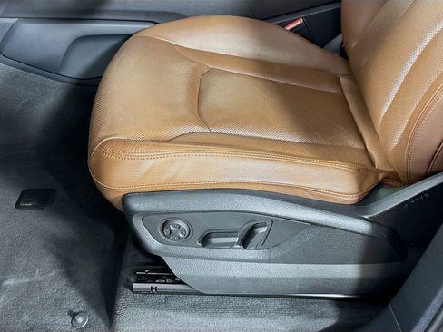 Used 2017 Audi Q7 3.0T Prestige image 22