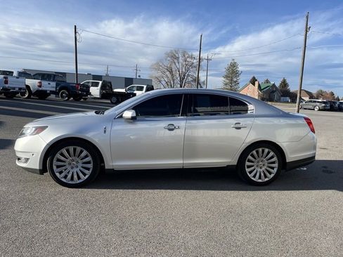 Used 2013 Lincoln MKS image 7