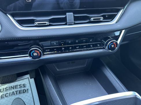 Used 2026 Chevrolet Equinox LT w/ Convenience Package II AWD/4WD image 28