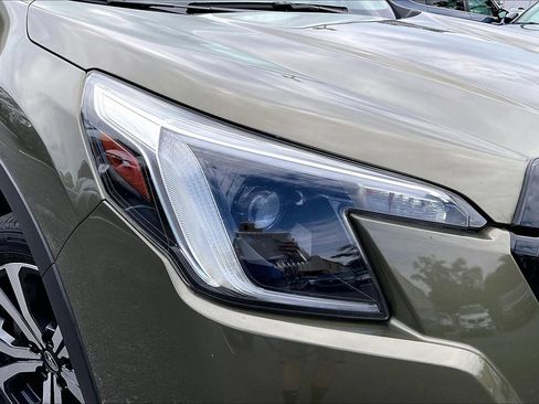 Certified 2024 Subaru Forester Limited AWD/4WD image 28