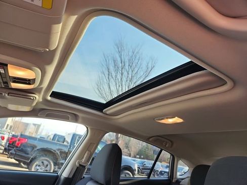 Used 2023 Subaru Crosstrek 2.0i Premium image 25