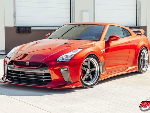 Used 2009 Nissan GT-R Premium AWD/4WD image 38