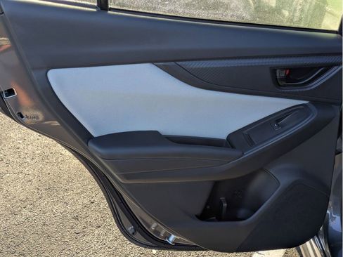 Used 2023 Subaru Crosstrek 2.0i Premium image 14