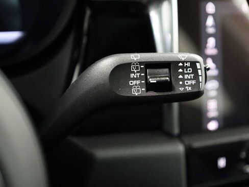 Certified 2026 Porsche Macan image 30