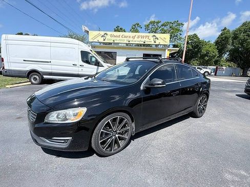Used 2016 Volvo S60 T5 Premier FWD image 3