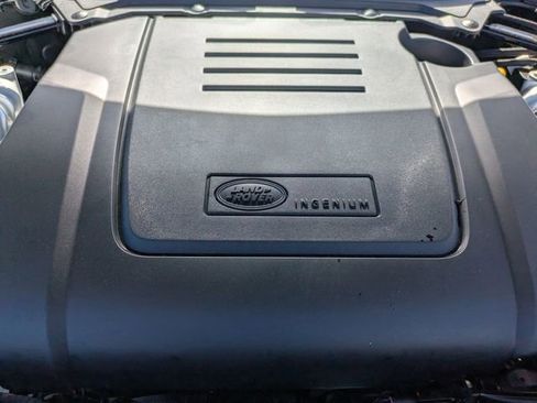 New 2026 Land Rover Discovery S image 20