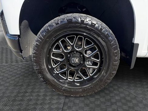 Used 2022 Chevrolet Silverado 1500 Custom Trail Boss w/ LPO, Dark Essentials Package image 14