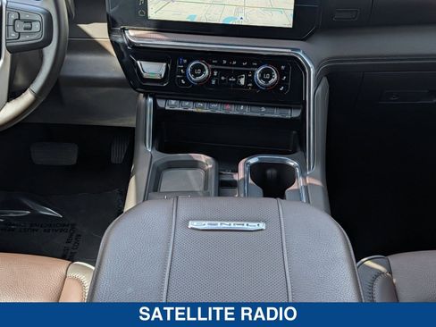 Used 2025 GMC Sierra 2500 Denali w/ Denali Reserve Package image 19