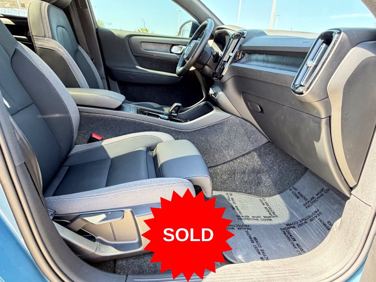 Certified 2023 Volvo C40 Recharge Core AWD/4WD image 36