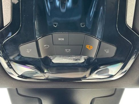 Used 2023 Alfa Romeo Stelvio Sprint image 26