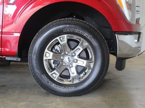 Used 2021 Ford F150 XLT w/ Equipment Group 302A High AWD/4WD image 25
