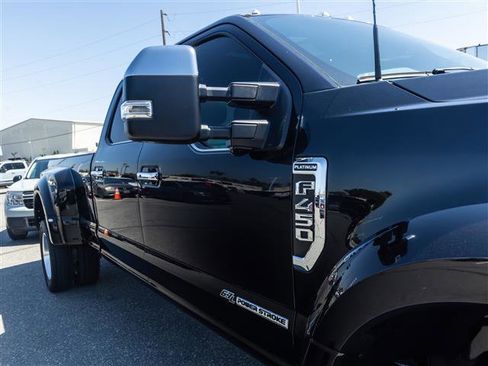 Used 2022 Ford F450 Platinum AWD/4WD image 15