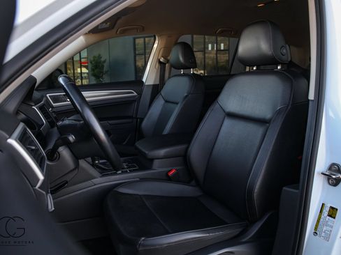 Used 2019 Volkswagen Atlas SE w/ Towing Package AWD/4WD image 23
