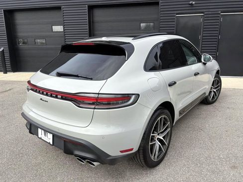 Used 2025 Porsche Macan image 10