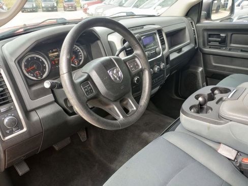 Used 2017 RAM 1500 ST w/ SXT Appearance Group image 4