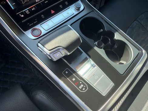 Used 2022 Audi RS Q8 AWD/4WD image 29