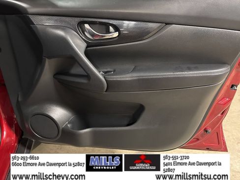 Used 2019 Nissan Rogue SL w/ Premium Package AWD/4WD image 17
