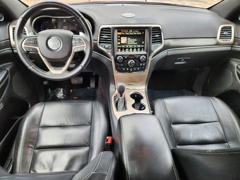 Used 2017 Jeep Grand Cherokee Limited AWD/4WD image 23