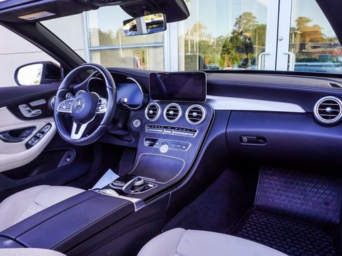 Used 2022 Mercedes-Benz C 300 4MATIC Cabriolet image 15